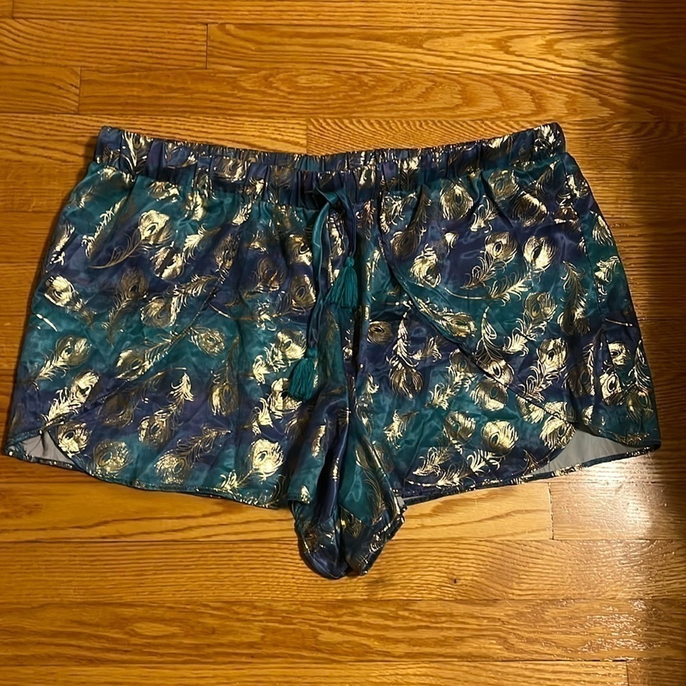 Disney’s Aladdin Gold Feather Print Teal Lightweight Pajama Shorts 2XL
